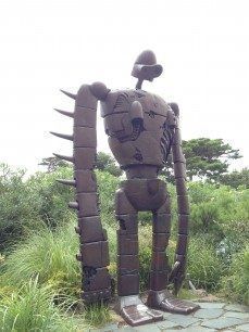 Estatua de El Gigante de Hierro en el Museo Ghibli