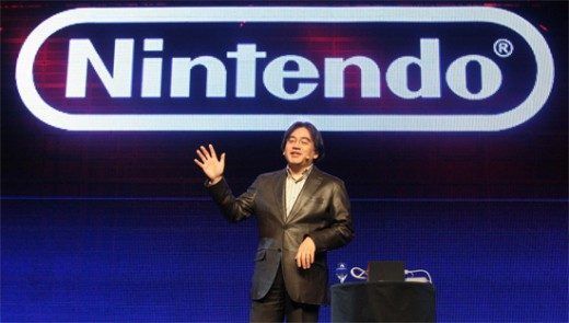 Satoru Iwata y Shigeru Miyamoto se hacen recortes así mismos