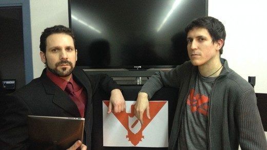 Josué Monchán y Ramón Méndez, traductores de Papers, Please