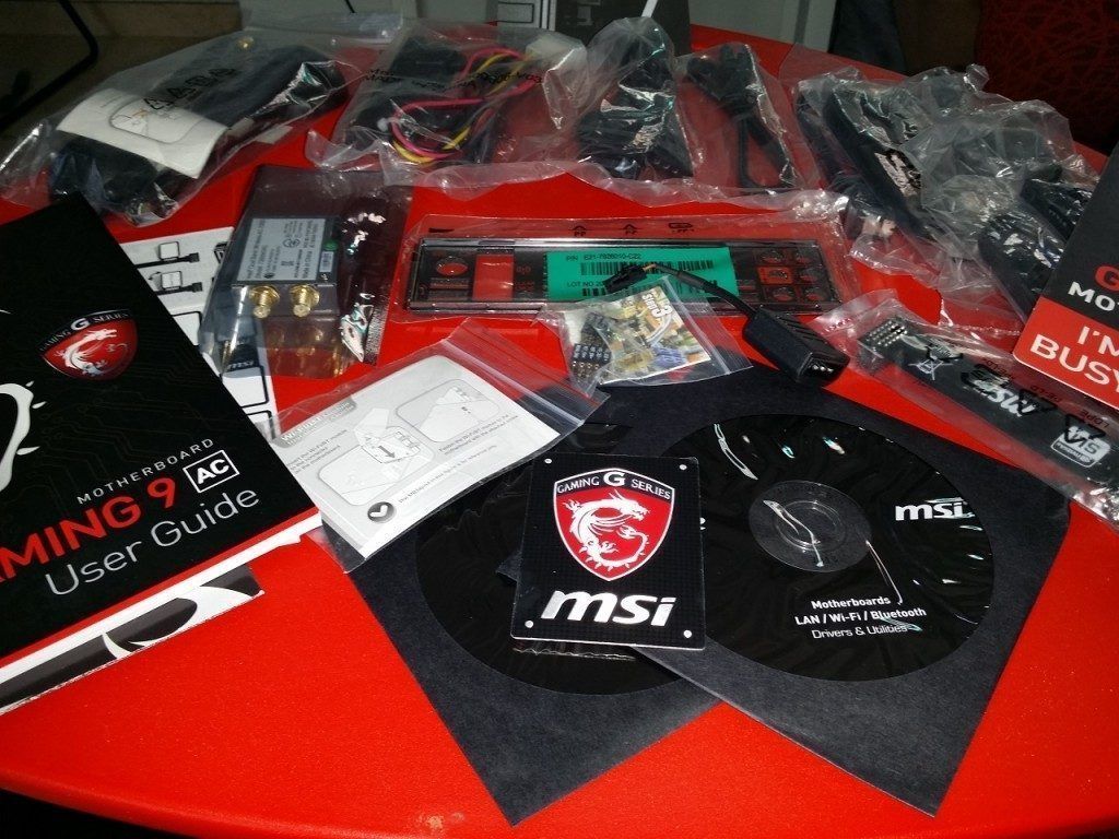 MSI gaming 9 accesorios2