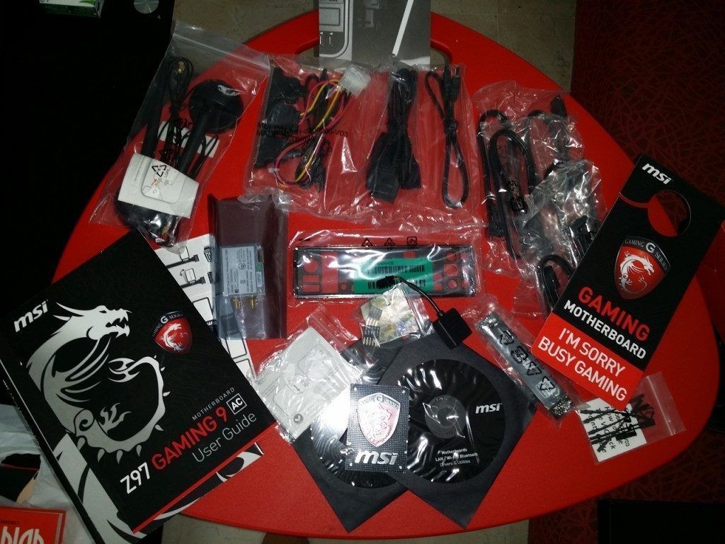 MSI gaming 9 accesorios3