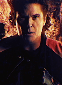 David Hasselhoff y su increíble videoclip True Survivor