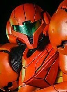 Marchando un brutal cosplay de Metroid