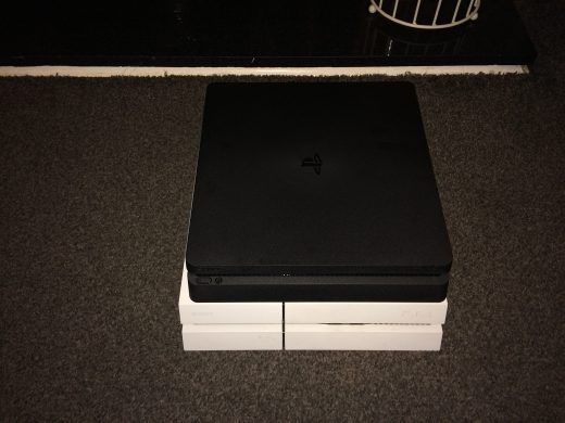 ps4 slim vs one s