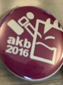 ¡Chapas para los/las mecenas del Patreon de AKB!