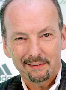 Peter Moore se va por la puerta grande del sector de los videojuegos