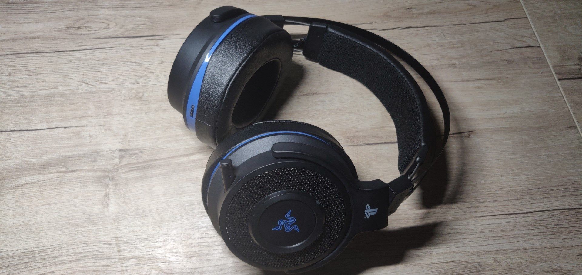 Razer Thresher para PS4 se acerca a la perfección en auriculares inalámbricos